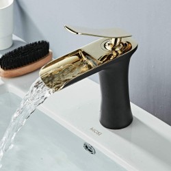 Modern Bathroom Sink Faucet Waterfall Spout Faucets Black Painting Body Single Gold Handle 1 Hole Mount Lavatory Hot and Cold Basin Mixer Tap